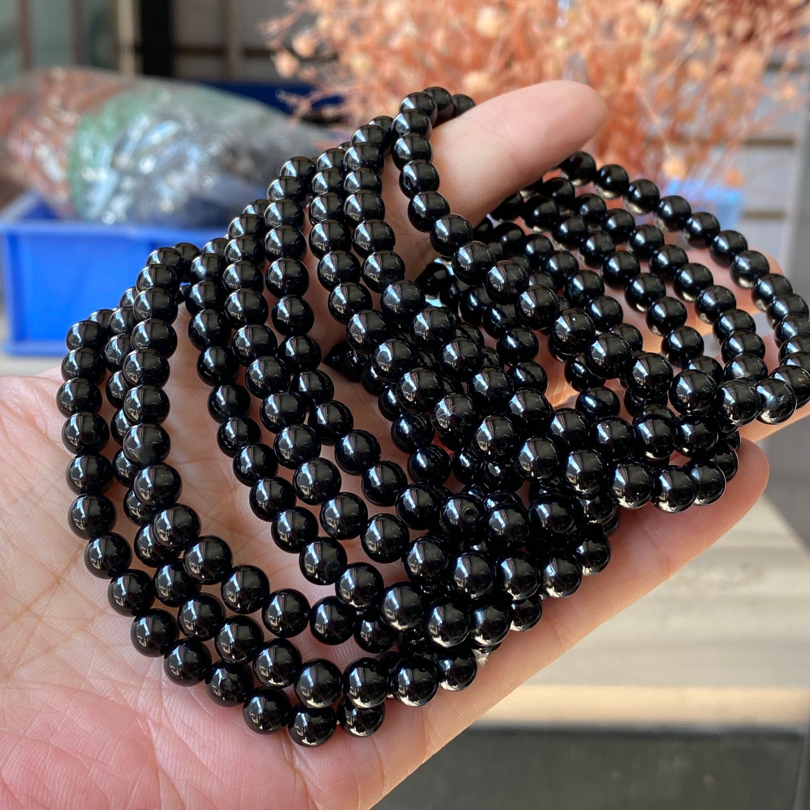 Black Tourmaline Bracelet Natural Crystal Bracelet 8MM Beads Size AAA  Quality 24 Beads at Rs 250/piece | Anand | ID: 27101385830